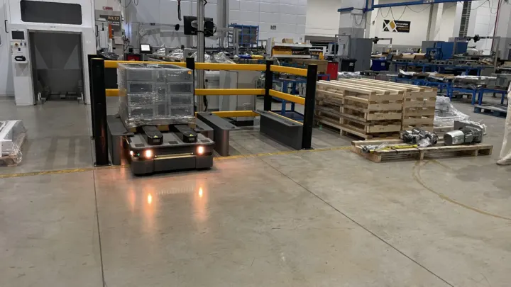 Industrial AMR Robot