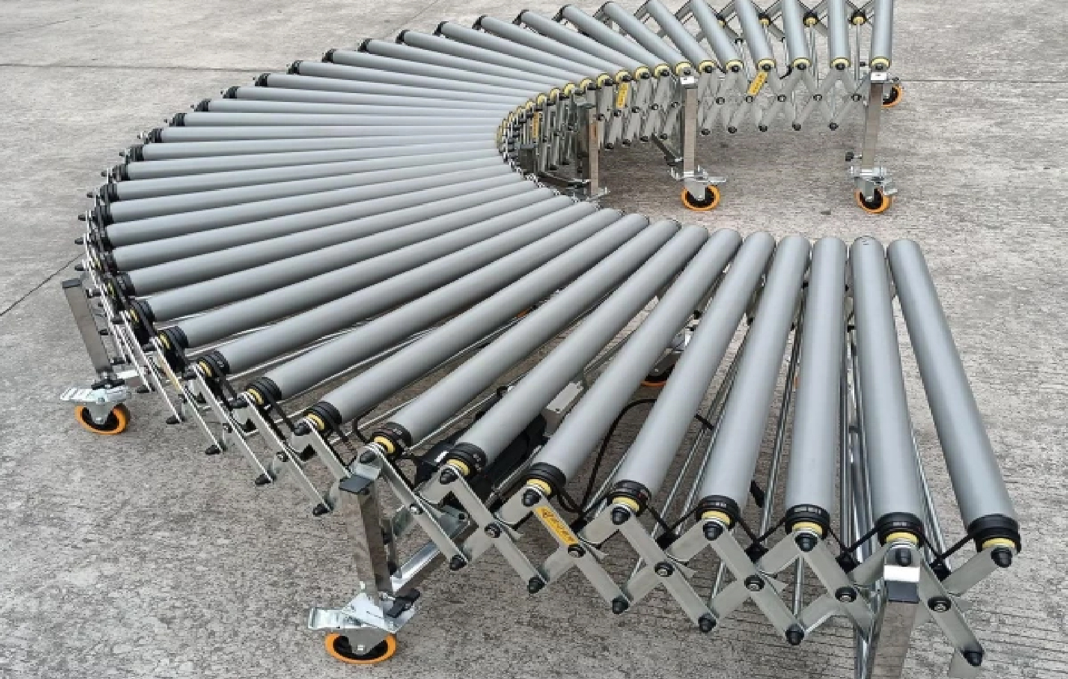 Flexible Roller Conveyor Features