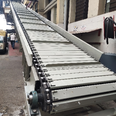 Industrial Slat Chain Conveyor India